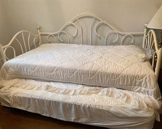 White Metal Trundle Bed