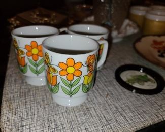 Vintage "Flower Power" Mugs
