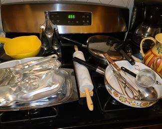 Kitchen Items (Glassware, Bakeware, China, Etc.)