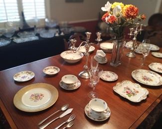 Beautiful fine china by Dresden Style "Royal" & Schumann/German express