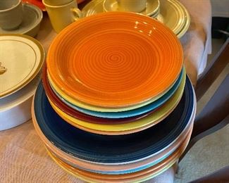 Citrus Grove Dinnerware Plates