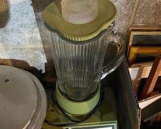 Avocado Waring Blender