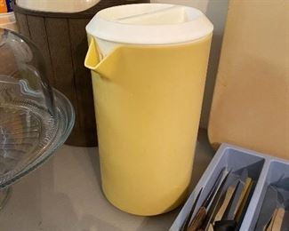 Kitchenware/Rubbermaid