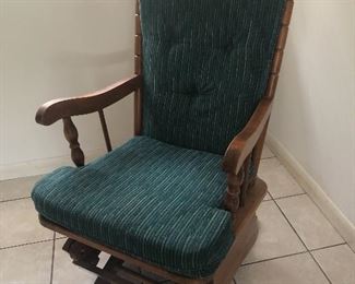 Rocking chair in maple