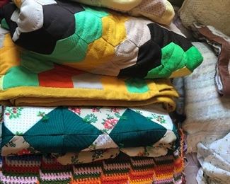 Vintage Quilts and Afghans 