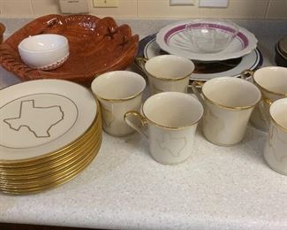 Wow!! Lenox Eternal Dimension Collection Texas Gold Rimmed dessert plates and coffee cups.