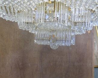 Chandelier Detail, All Crystals are there!