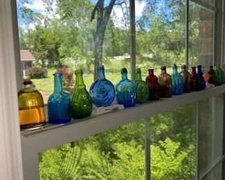 Big collection of Wheaton miniature bottles.