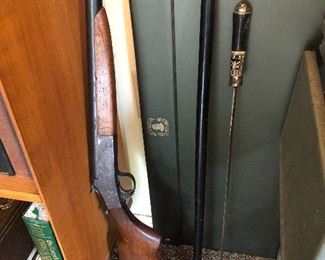 Harrison & Richardson 12 Ga Shotgun