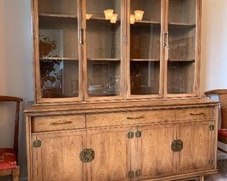 $1200.00 - AUTHENTIC Mid-century modern china cabinet by Thomasville. BEAUTIFUL condition! Like New. 63W 20D 75H