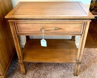 $180. - AUTHENTIC and RARE FIND in BEAUTIFUL CONDITION! This Nightstand is the perfect addition to any room the sleek lines and real wood combo are sure to stand the test of time! Furniture is not made like this anymore! Tamerlane by Thomasville. 22W 14D 24H. BEAUTIFUL condition!!