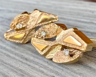 $1200. 14K Gold cufflinks with diamonds. 21.5 grams. 4 diamonds .08 ct wt. COA avail. 