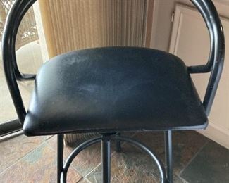 Modern style bar stool