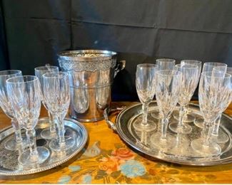 135gWaterford Crystal Champagne Flutes