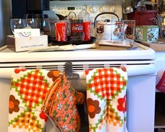 Vintage kitchen hand towels, and there's more where that came from!