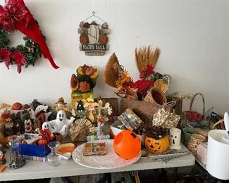 Boo! Cute Halloween decor!