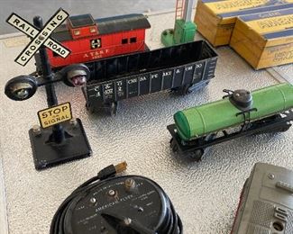 All metal Marx cars.  Green Lionel signal. 