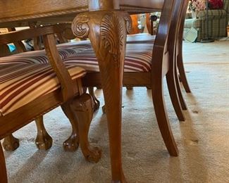 Master Home Furniture Co. Carved Wood Dining Room Table & 6 Chairs - $280 - 66" Long x 42" Wide x 30" High