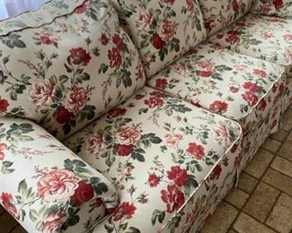 La-Z-Boy Floral 3-Seater Sofa - $160 - 97" Wide x 40" Deep x 37" High