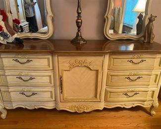 Vintage Stanley Furniture French Provincial Canary Yellow Double Mirror 9-Draw Dresser - $360 - 73" Long x 20" Deep x 33" High + 46" Mirror
