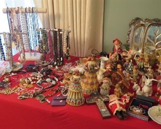 large Jim shore angels and much more