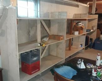 Storage shelf units 