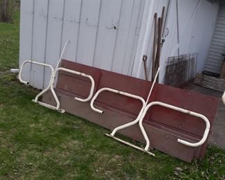 Picnic table with the hardware, 8 foot