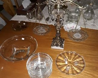 Elegant glass and scale like center piece