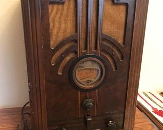 Philco radio