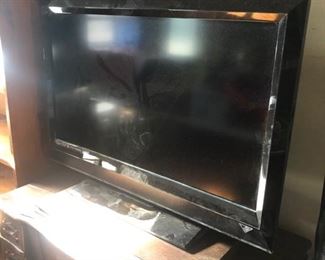 Flatscreen TV