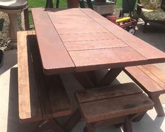 Redwood picnic table on wheels and 4 benches