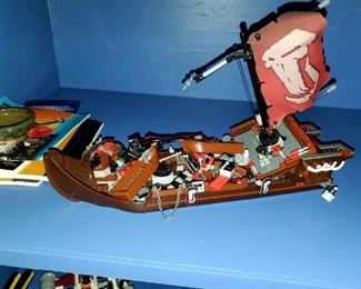 Lego, Pirate ship