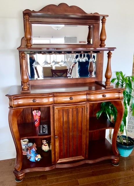 PRE-SALE AVAILABLE: American Signature bar display cabinet