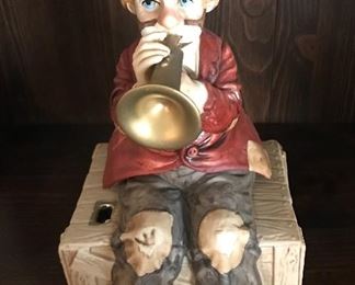 Melody in Motion Willie the Hobo Clown Music Box