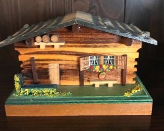 Vintage Wood Music Box emmentaler lied Swiss Alpine Chalet Cottage