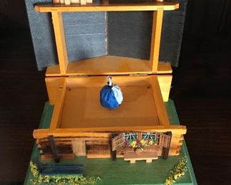 Vintage Wood Music Box emmentaler lied Swiss Alpine Chalet Cottage