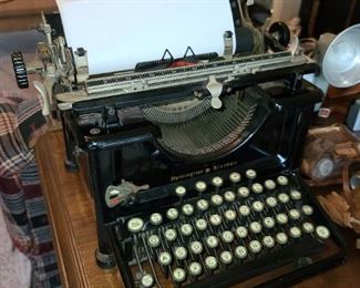 Remington Sixteen Typewriter