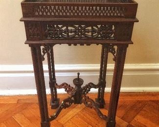 Mahogany Ornate Chinese Chippendale Pierced End Table
