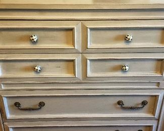 Swedish Style Painted 5 Drawers Chest