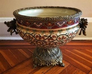 Large Decorators Brass and Ceramic Elegant Bowl 