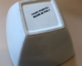 Hand Painted White Italian Serving Bowls Set Of 4 