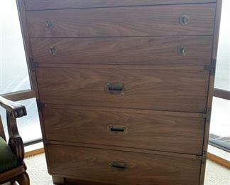 Drexel Campaigner 6 Drawer Chest 