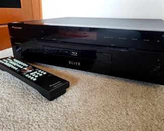 Pioneer Elite BDP-05FD Blu-Ray Player