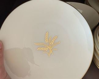 Lenox Wheat China Set 