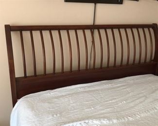 Vintage Queen Sized Bed 