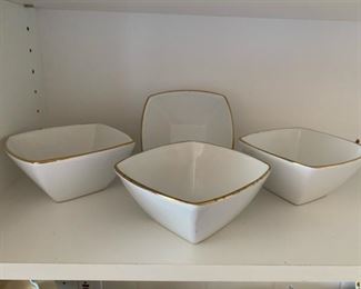 Hand Painted White Italian Serving Bowls Set of 4