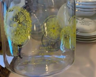 Vintage PYREX 2 Quart Glass Lemonade Pitcher
