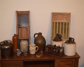 Primitive Jugs - Pipes Washboard