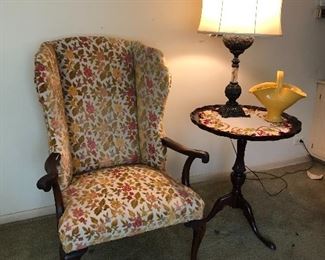 vintage wing back arm chair with awesome vintage chenille floral fabric, round side table & lamp