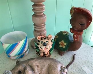 cute retro patio / garden accents